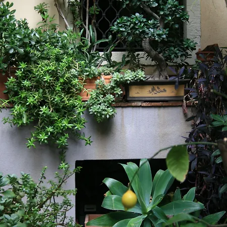 Casa Barbero Charme & ベッド・アンド・ブレックファスト カターニア