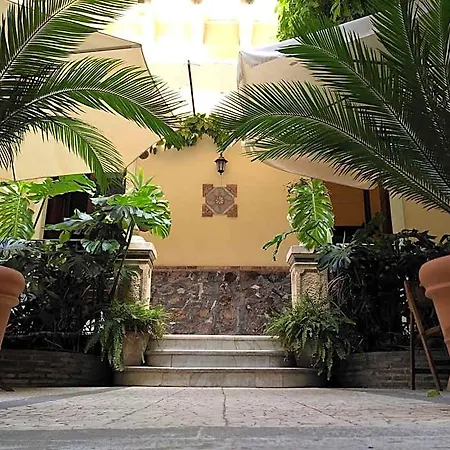 Casa Barbero Charme & 4* Catania