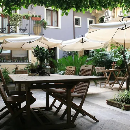 Casa Barbero Charme Oda ve Kahvaltı Katanya